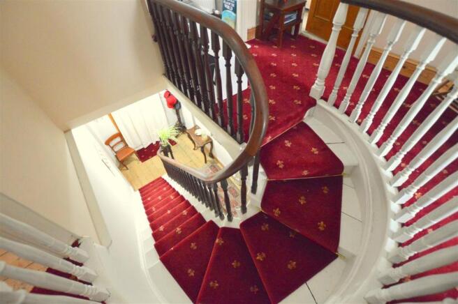 LANDING-FIRST FLOOR