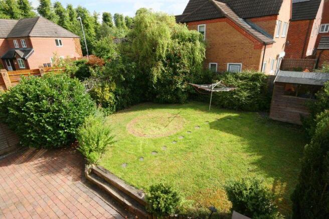 REAR GARDEN AE...