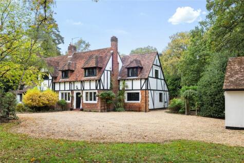Church Road, Farley Hill, Reading, Berkshire, RG7