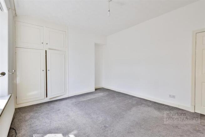 2 bed Terraced for sale Image 12