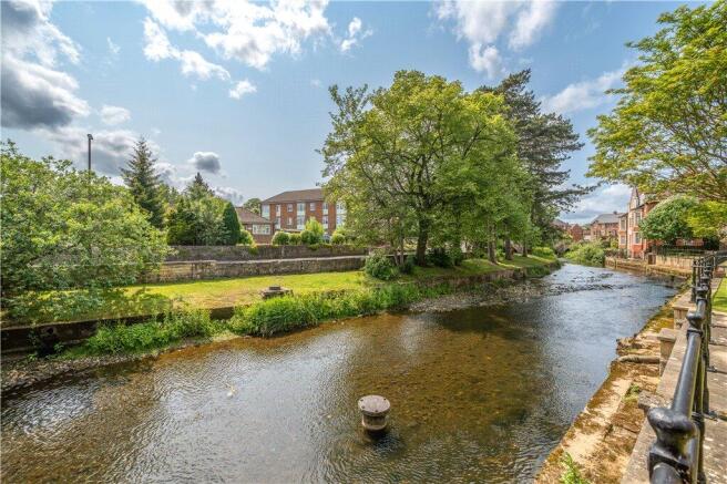 2 bed Apartment for sale Image 10
