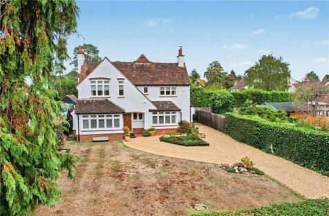 Firfield Road, Farnham, Surrey, GU9