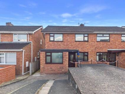 Sandford Way, Tuffley, Gloucester, Gloucestershire, GL4