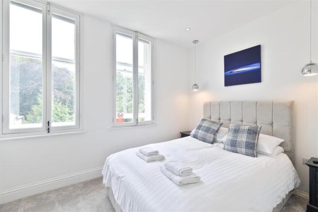 2 bed House for sale Image 6