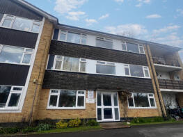 24, Trenholme Court, Beechwood Road, Caterham CR3 6NQ