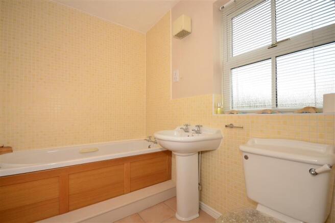 En-Suite Bathroom