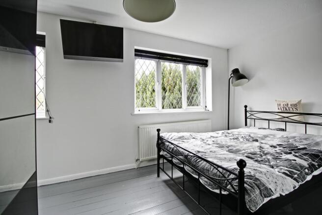 Bedroom 1 (Double)