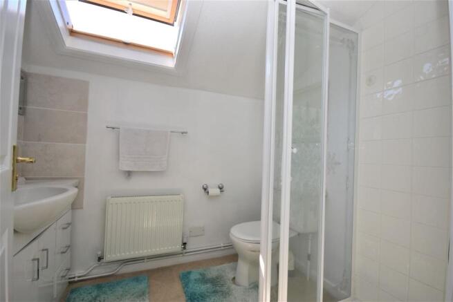 Ensuite.JPG