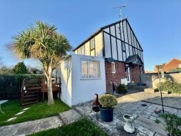 44, Carvel Way, Littlehampton BN17 6RJ