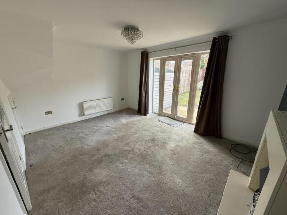 2 bed House to rent Image 8