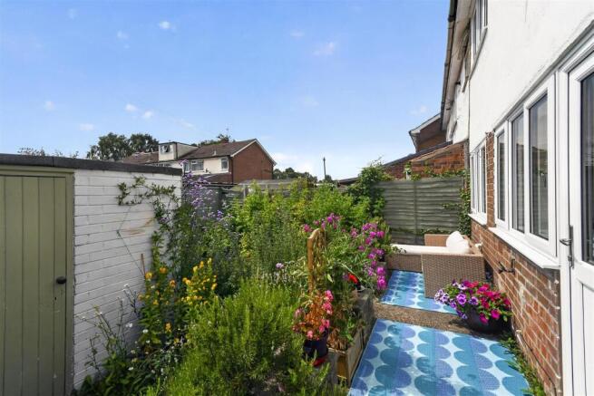 3 bed Semi-Detached for sale Image 12