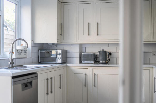 1410660-14-69933d...