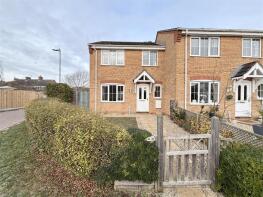 38, Alexander Drive, Louth LN11 8QG
