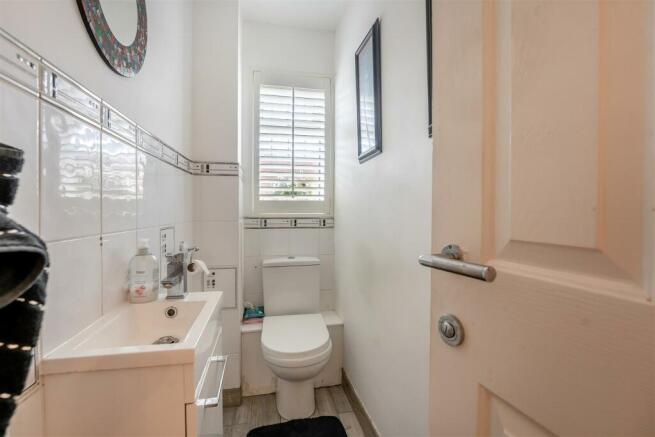 8610242-interior14.jpg