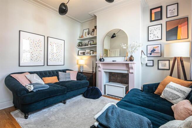 4 bed Terraced for sale Image 8