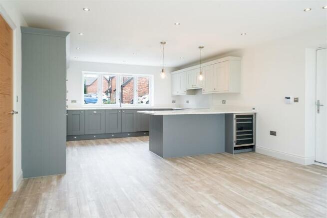 Kitchen-6.jpg