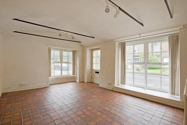3 bed Semi-Detached for sale Image 5