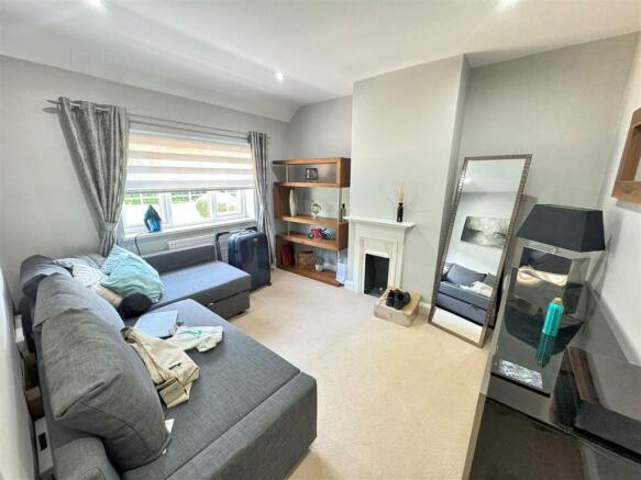Bedroom 2.jpg