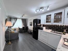 56, 20 Brewers Court, Bishop's Bridge Road, London W2 6AB