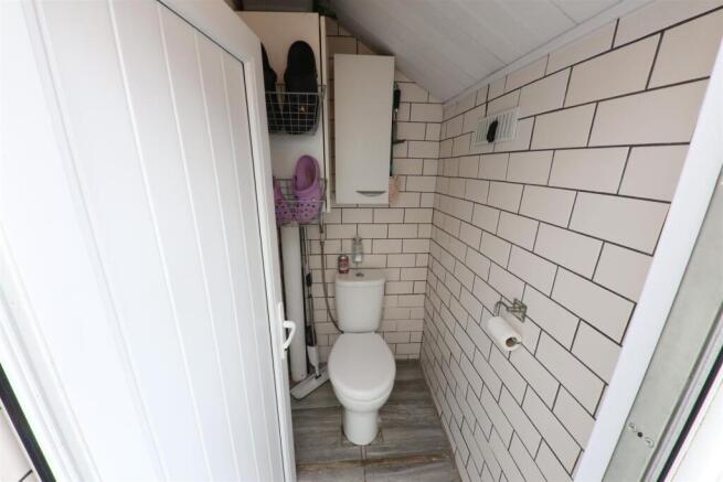 2 bed Terraced for sale Image 10