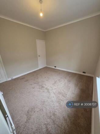 2 bed Terraced to rent Image 9