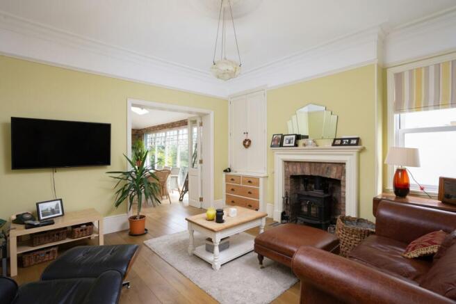 4 bed Detached for sale Image 6