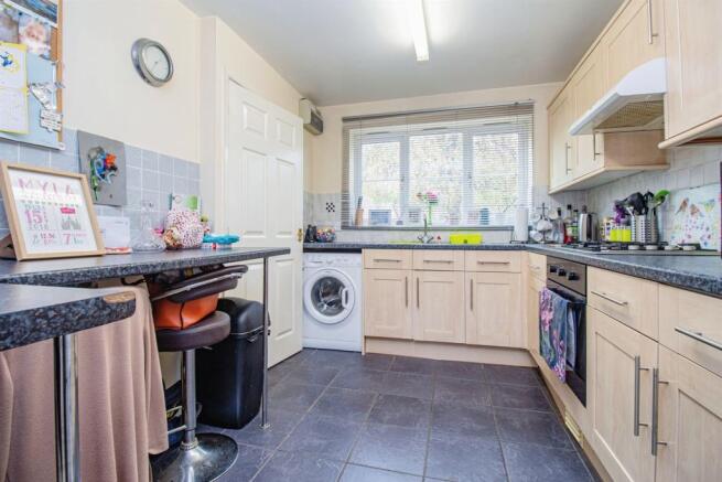 Breakfast Kitchen: