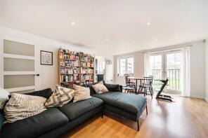 Flat 8, Dukes Court, Lordship Lane, London SE22 8GA