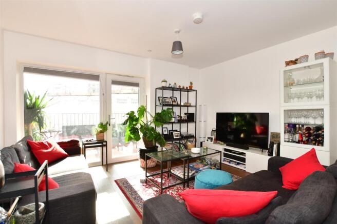 Kitchen/Living Area