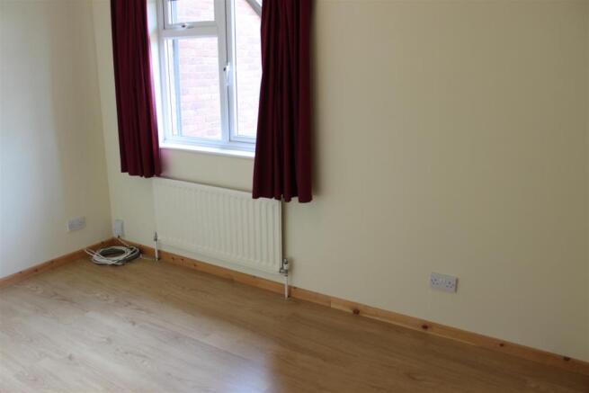 1bed2.JPG