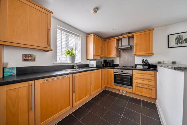 Coopers Court, Shefford, SG17 photo 4