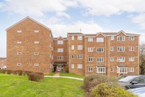 22, Topaz House, Percy Gardens, Worcester Park KT4 7SB