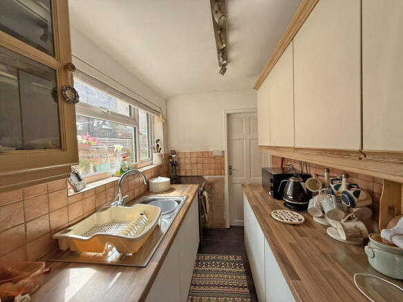 3 bed Terraced for sale Image 5