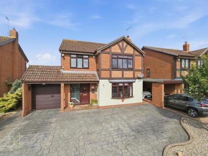 Robinia Close, Evesham