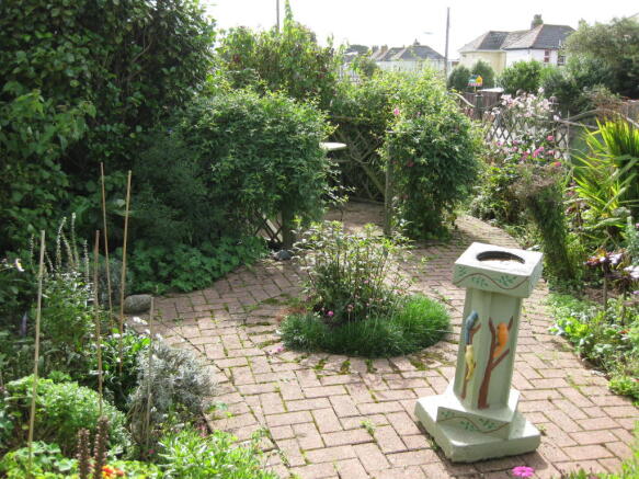 Photo 11