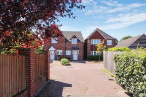 3, Chase Gardens, Southampton SO32 2ES