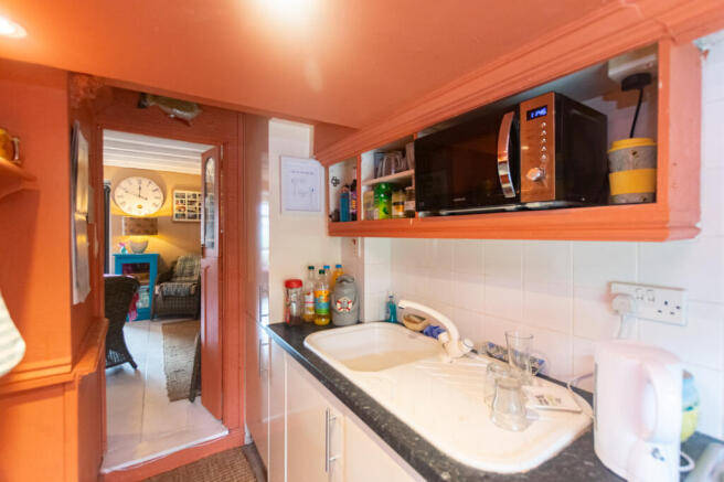 Kitchen 4