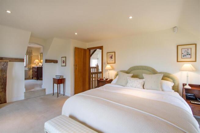 house. estate agency Amberley bedroom