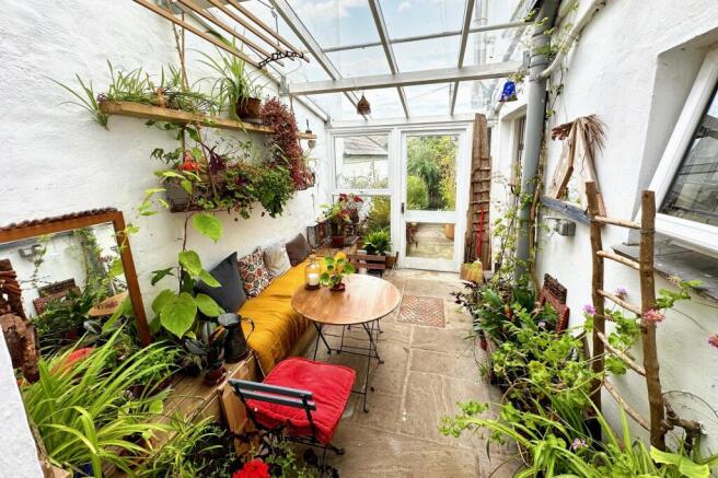 GARDEN ROOM/CONSERVATORY