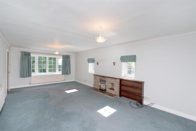 3 bed Detached for sale Image 6