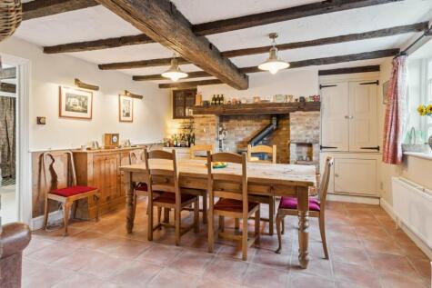 Manor Farm, Leighton Road, Wingrave