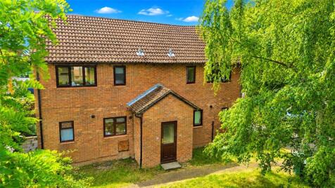 Derrick Close, Calcot, Reading, Berkshire, RG31