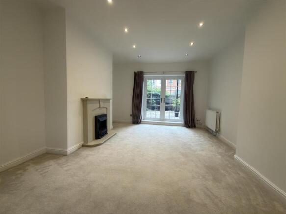 Living/Dining Room