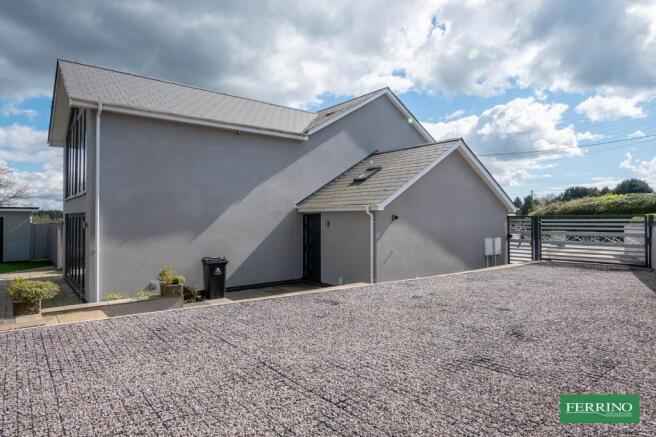 Driveway & Parking