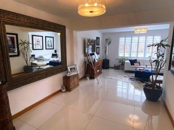 SITTING ROOM