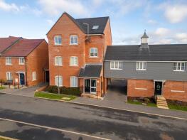 59, Whinham Green, Aylesbury HP18 0XJ