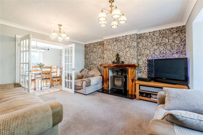 4 bed House for sale Image 4