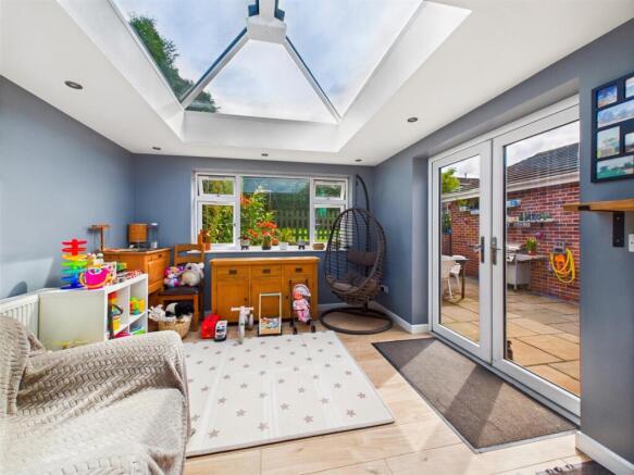 Alder Drive, Minsterley, Shrewsbury photo 4