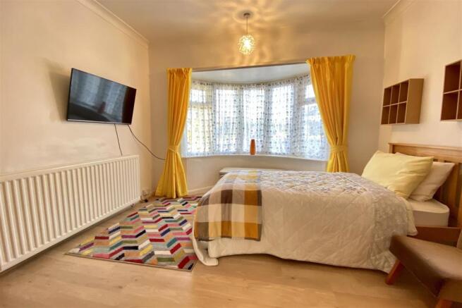 BEDROOM 1
