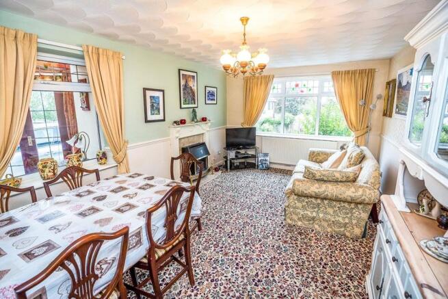 Living Room / Dining Room